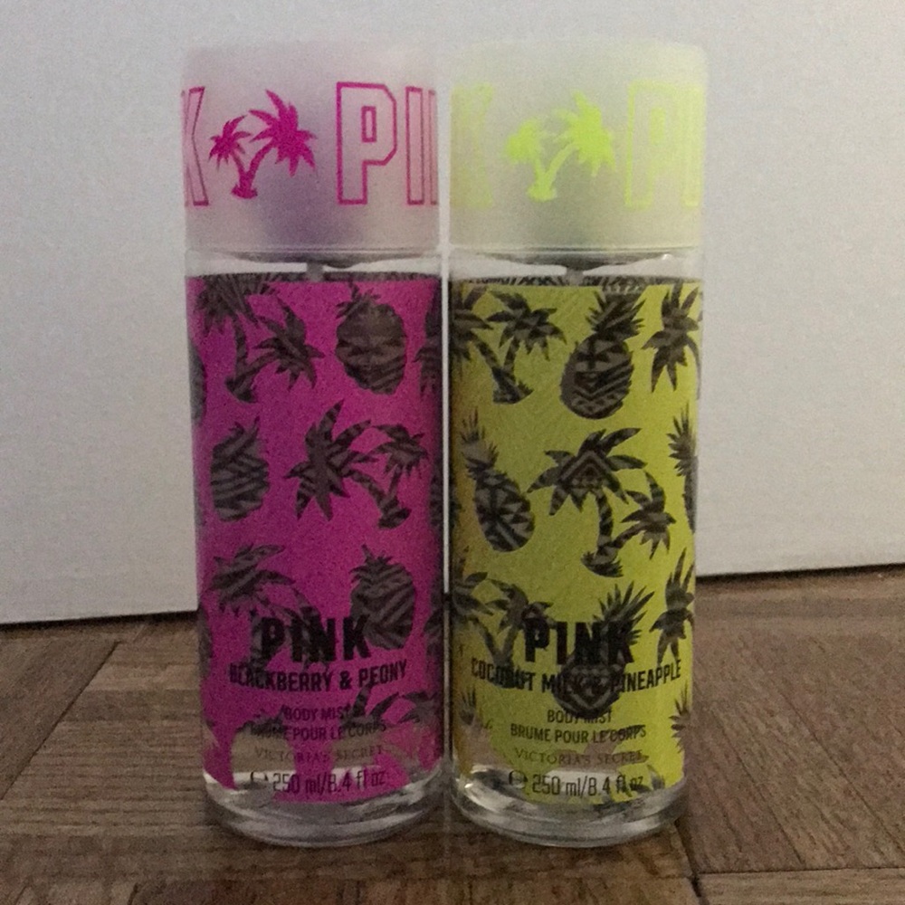 Bundle of 2 VS PINK Body Mists